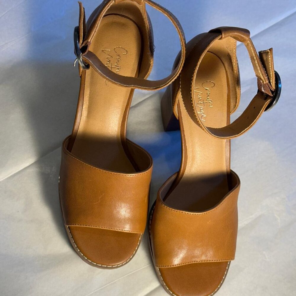 Crown Vintage Heeled Sandal – Caramel, Size 7